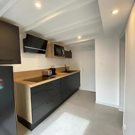 La Douce Angevine - Le Perroquet *