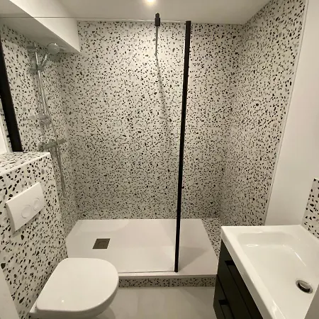 La Douce Angevine - Le Perroquet Apartman Angers